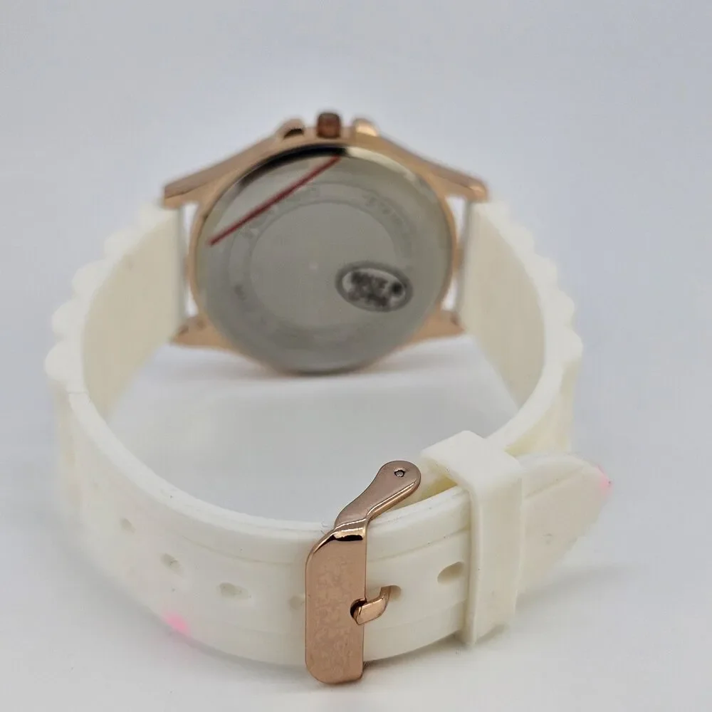 Hearts Dial‎ Women's Watch 38MM Gold Bezel White Plastic Bands New Battery